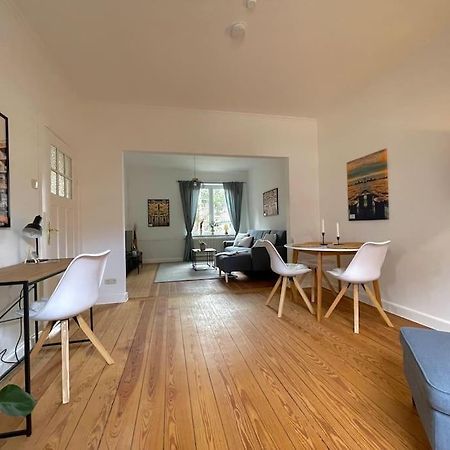 Modern Und Ruhig In Elmshorn Appartement Buitenkant foto