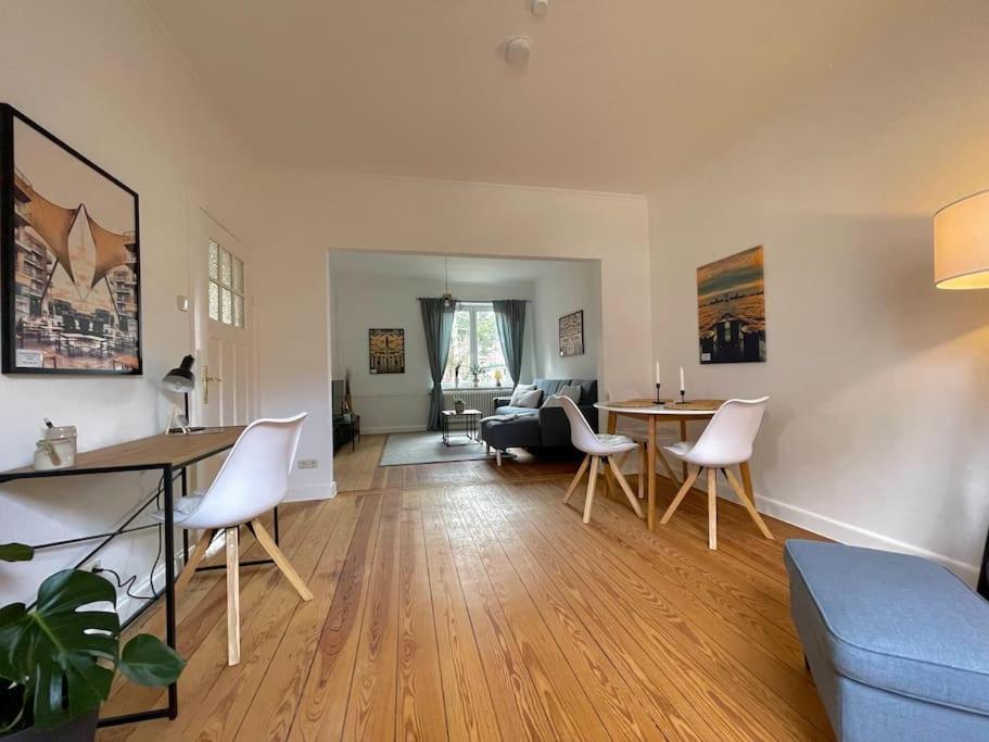 Modern Und Ruhig In Elmshorn Appartement Buitenkant foto